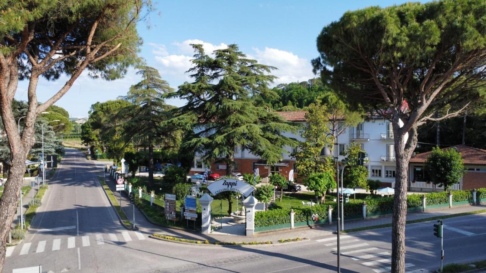 Zappi Cycling Hotel Riolo Terme Exteriér fotografie